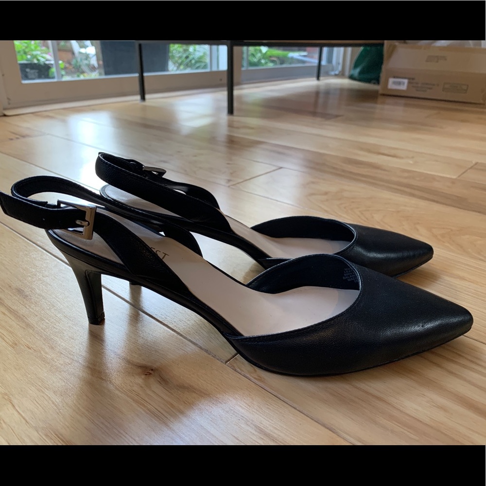 Title Nine black pumps